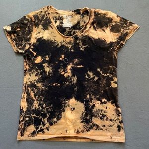 Clearance $7 Women’s medium reverse tie dye tshirt black